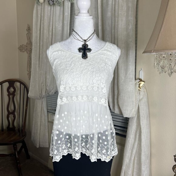 Y2k Gilly Hicks Lace Babydoll Top - Picture 3 of 5